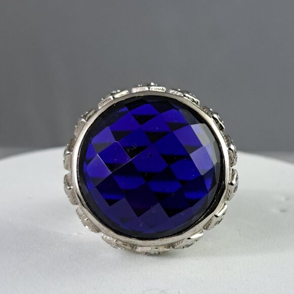 Hespera Ink Blue Topaz Ring - Picture 3 of 5